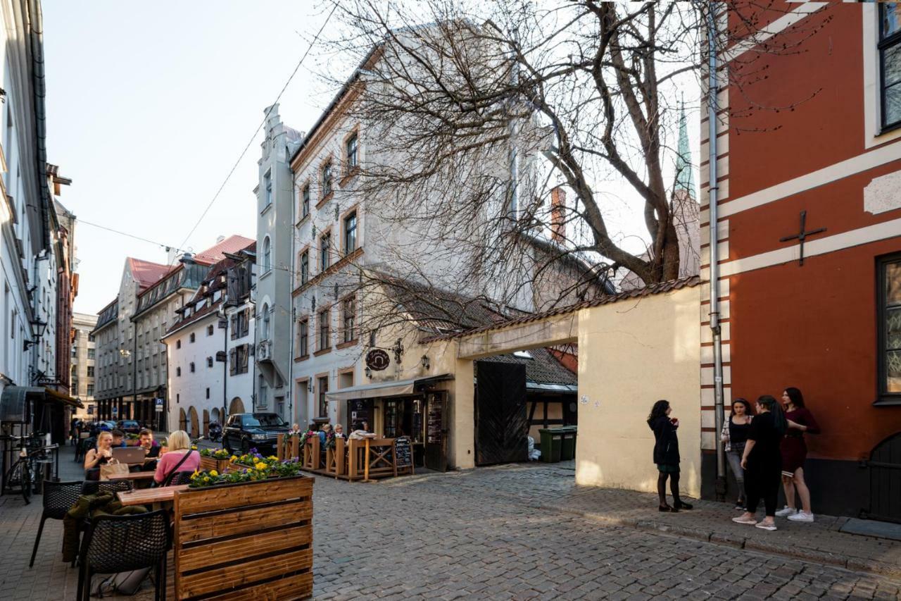 Old Riga Aldaru Street 2 Level Apartment With Terrace Buitenkant foto