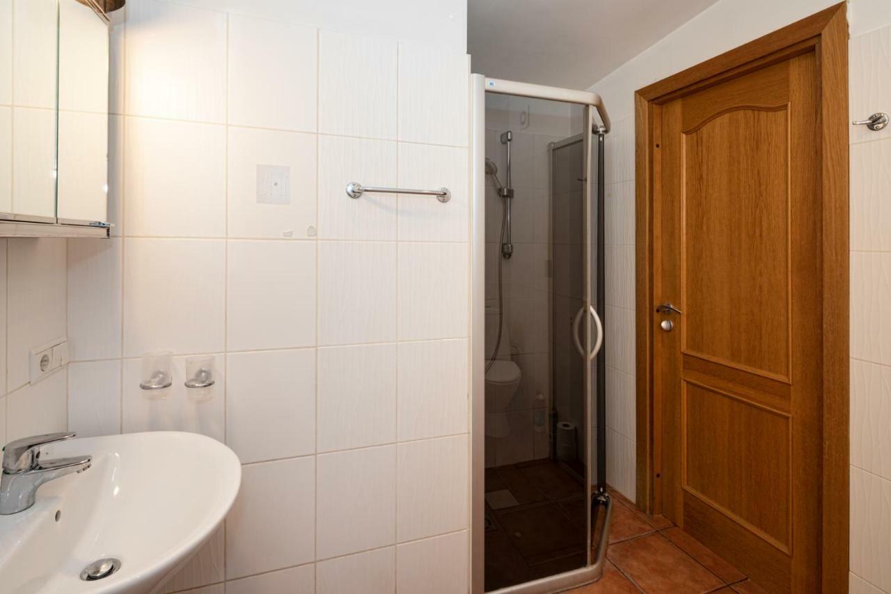 Old Riga Aldaru Street 2 Level Apartment With Terrace Buitenkant foto